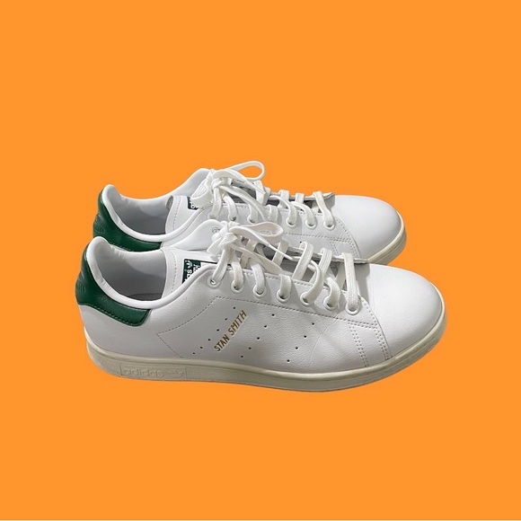 Adidas Stan Smith Primegreen Sneakers with Off-White Sole - Picture 2 of 5